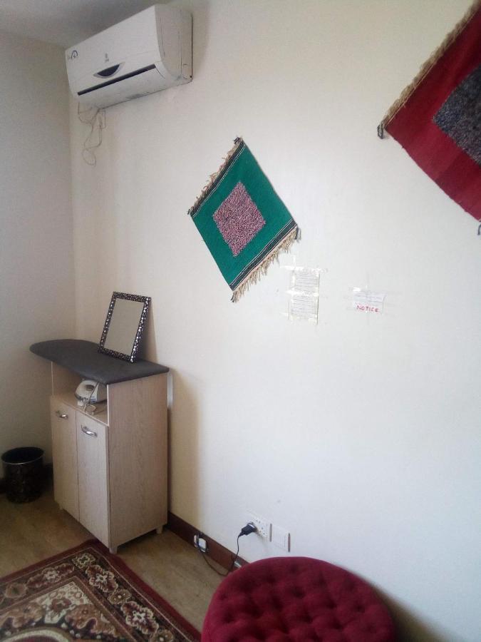 Shanzu Beach Apartment With Stunning Ocean View Mwakirunge المظهر الخارجي الصورة