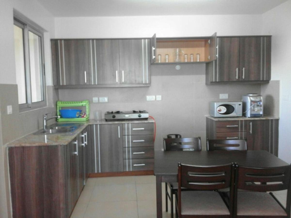 Shanzu Beach Apartment With Stunning Ocean View Mwakirunge المظهر الخارجي الصورة