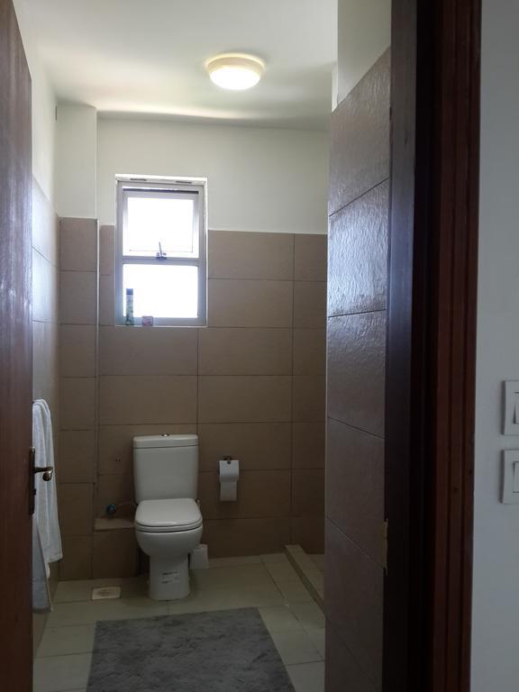 Shanzu Beach Apartment With Stunning Ocean View Mwakirunge المظهر الخارجي الصورة